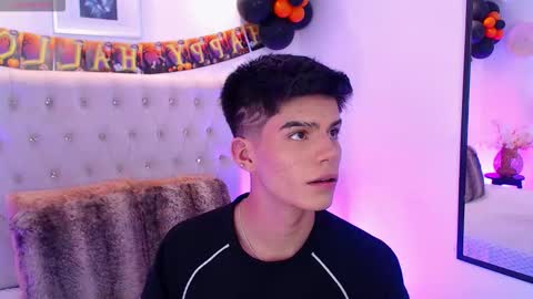 Dulcey online show from October 13, 8:53 am