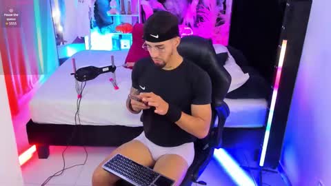 Duriel online show from October 28, 4:42 pm