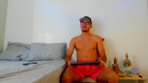 Snapshot of dusan_grey chatting on September 26, 7:33 pm DUSAN GREY online show from September 26, 7:33 pm