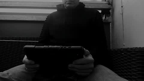 DuskyNerite online show from September 18, 8:38 am