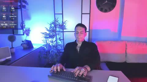 Dustin Sonne online show from December 15, 3:47 am