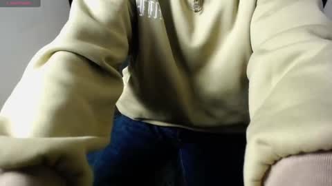 DustynFox online show from January 5, 3:22 am