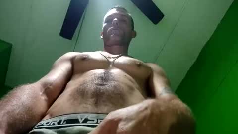 dvsshoes12 online show from November 17, 3:09 am