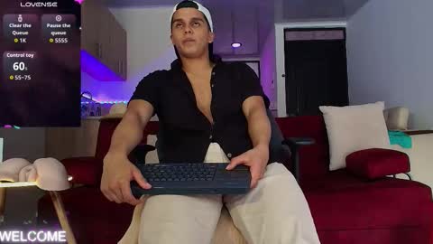 dwayne_brown online show from November 16, 3:58 pm