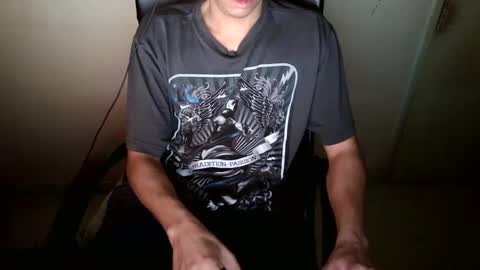 Snapshot of dwaynejamesjackson chatting on January 1, 2:30 am dwaynejamesjackson online show from January 1, 2:30 am