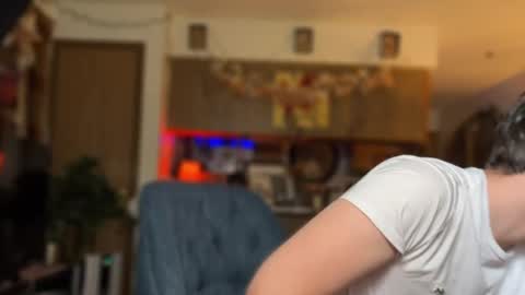 Dylan Daniel 7.8 online show from October 13, 7:31 pm