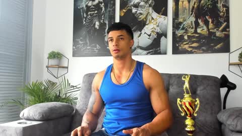 Snapshot of dylanrivera_ chatting on December 19, 5:08 pm Dylan Rivera online show from December 19, 5:08 pm