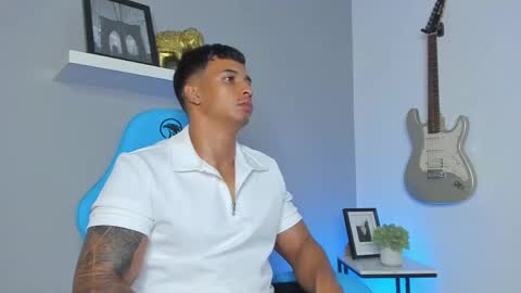 Snapshot of dylanrivera_ chatting on March 6, 3:13 am Dylan Rivera online show from March 6, 3:13 am