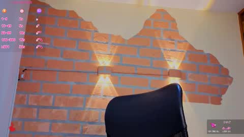 D Y L A N online show from March 29, 2:34 am