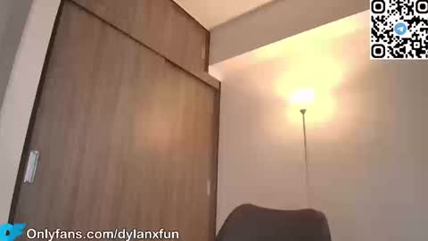 Snapshot of dylanxfun chatting on September 25, 9:35 pm dylanxfun online show from September 25, 9:35 pm