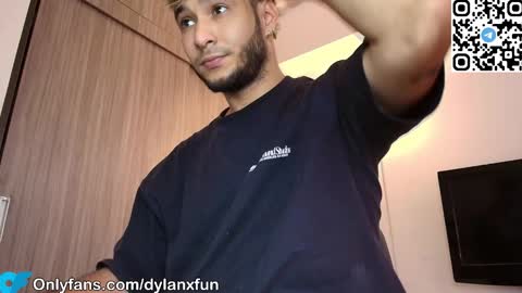Snapshot of dylanxfun chatting on September 12, 7:47 pm dylanxfun online show from September 12, 7:47 pm