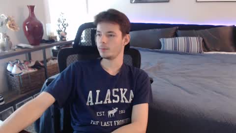 Snapshot of ealexk chatting on October 8, 8:57 pm Alex online show from October 8, 8:57 pm