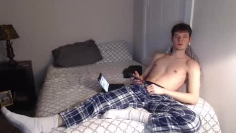 Snapshot of ealexk chatting on January 9, 2:11 am Alex online show from January 9, 2:11 am