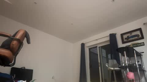 easternjerk online show from October 18, 11:15 am