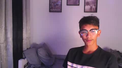 Snapshot of ebony_fuckboy chatting on January 5, 2:30 pm ebony_fuckboy online show from January 5, 2:30 pm