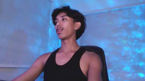 Snapshot of ebony_fuckboy chatting on October 26, 7:27 pm ebony_fuckboy online show from October 26, 7:27 pm