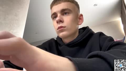 echowraith online show from October 19, 7:44 am