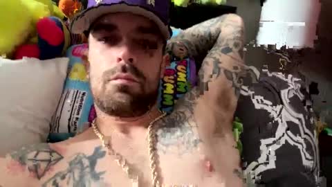 Snapshot of ecko2012 chatting on March 6, 3:56 pm ecko2012 online show from March 6, 3:56 pm