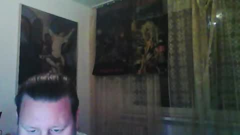 Edward online show from October 15, 6:04 pm