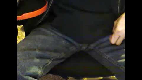 eddiemakina online show from January 21, 8:33 am