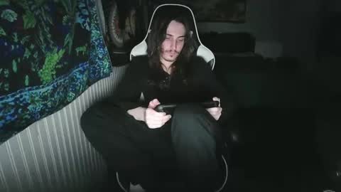 eddy815 online show from February 12, 8:09 am