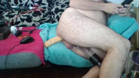 eder1988 online show from October 19, 7:50 pm