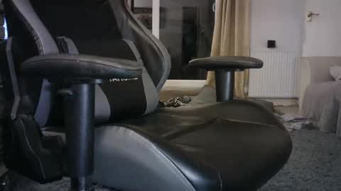 edged biker online show from December 30, 8:15 pm