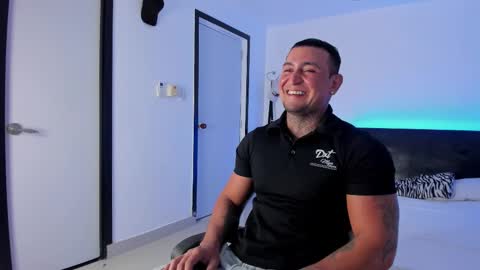 Eduar Wild online show from March 8, 3:21 am