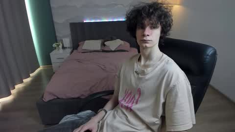 edvardblare online show from September 27, 10:35 am