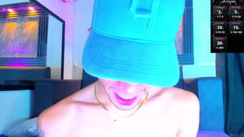 Snapshot of edward_24_ chatting on September 15, 4:58 am Edward Colleman online show from September 15, 4:58 am
