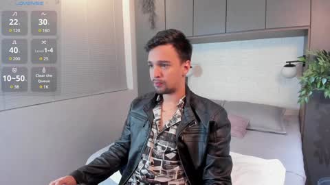 Snapshot of edward_maxx chatting on January 21, 3:38 am Eduardo online show from January 21, 3:38 am
