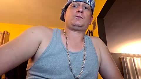 edwardaims_2please online show from September 29, 2:21 am