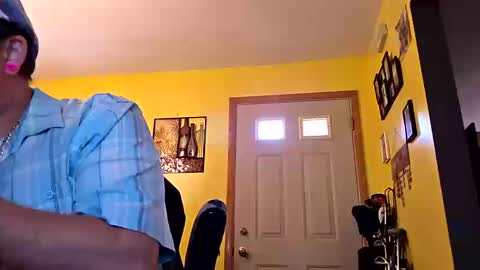 edwardaims_2please online show from October 12, 7:52 pm