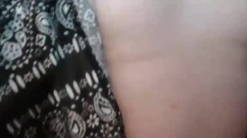 edwardaims_2please online show from December 4, 3:35 am