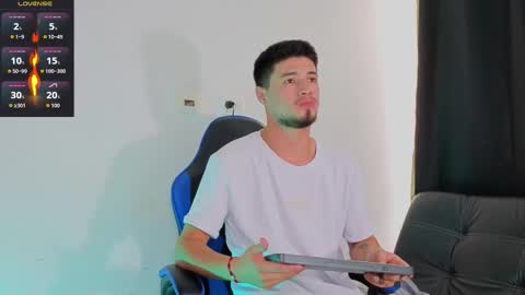 Edward Ross online show from January 7, 7:41 pm