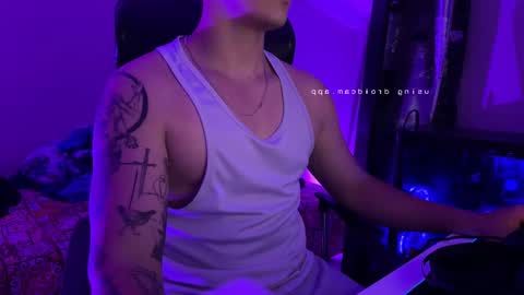 edwisalvatore online show from December 17, 5:58 am