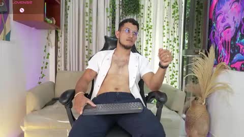 I AM ALONE TODAY EIMY IS A BIT SICK online show from January 10, 8:22 pm