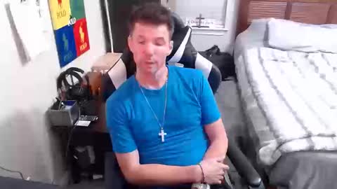 Walker online show from October 12, 4:06 am