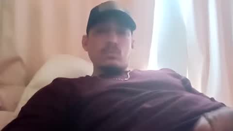 Snapshot of elfierros08 chatting on January 5, 6:02 pm elfierros08 online show from January 5, 6:02 pm