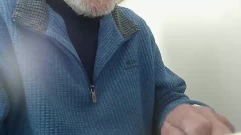 elfyonee online show from November 9, 10:52 am