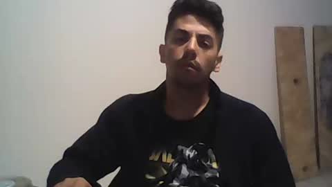 Snapshot of elirodd chatting on December 3, 4:02 am Rod online show from December 3, 4:02 am