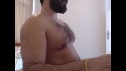 elis online show from November 12, 10:54 am