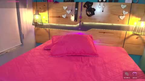 Elisa Sue online show from February 19, 4:20 am