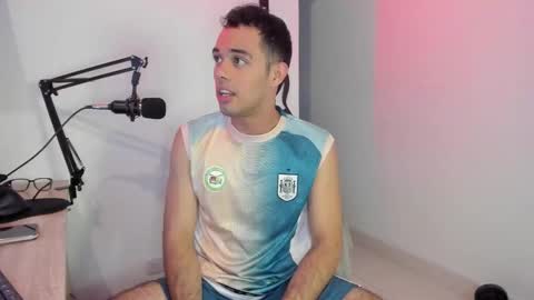 Elkin Clark online show from February 25, 5:58 pm