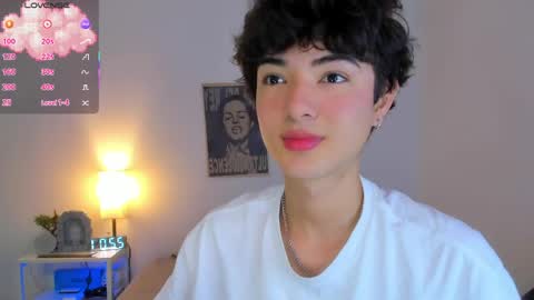 elliotvolkov online show from April 22, 3:50 pm