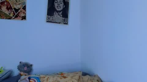 elliotvolkov online show from April 21, 2:01 pm