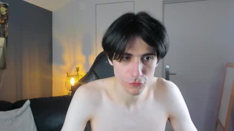 ellis_rin online show from October 16, 4:26 pm