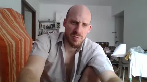 Mati Restrepo online show from December 21, 4:14 pm