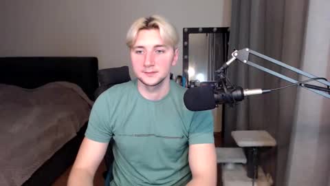 Elvin Vaenight online show from September 10, 9:35 pm