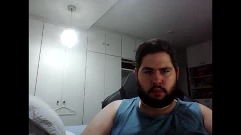 embarrassed_str8_3incher online show from March 2, 11:23 pm